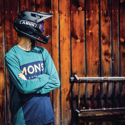 Casco Abus Airdrop Mips - Nero oro
