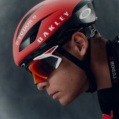 Casco Oakley Velo Mach - Tudor Pro Cycling