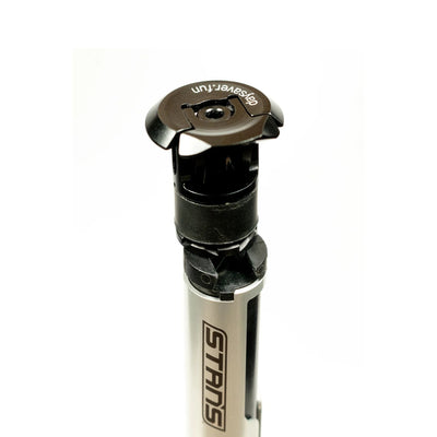 Stans Incredible Dart Tool Bar Mount